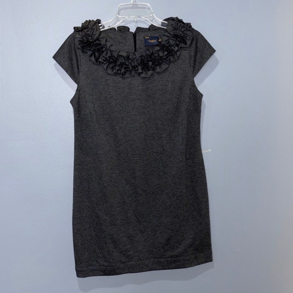 Just Taylor Sheath Dress Womens 12 Gray Knit Ruffle Neck Cocktail Chic Classic